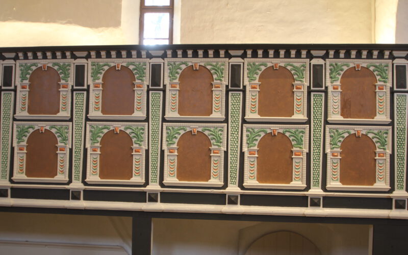 Rekonstruierte Farbfassung auf der Patronatsempore im Chor