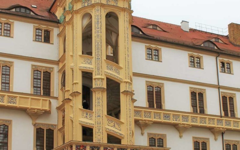Rekonstruktion historischer Wappenfassungen - Schloss Hartenfels